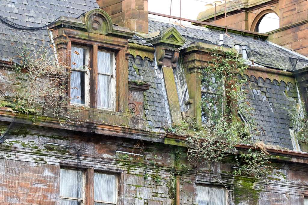 Closed in 2012, the decorative building has been left to rot by the current owners (C Hunter)